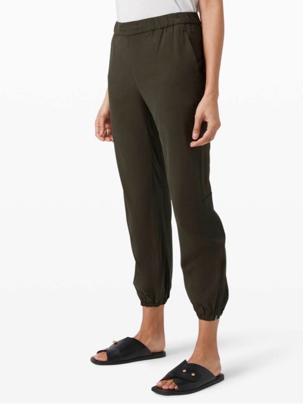 Lululemon Essential Affinity Mid Rise Jogger